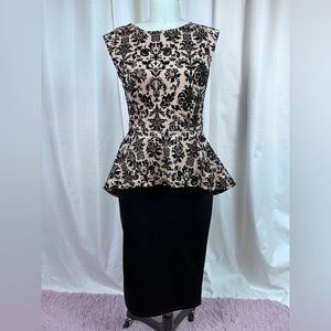 Iris Los Angeles Black Gold  Dress Size Medium A1-07